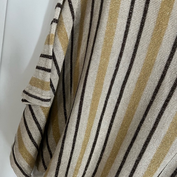 Ashley Stewart - Drape‎ Sleeve Glitter Sweater - Picture 7 of 9